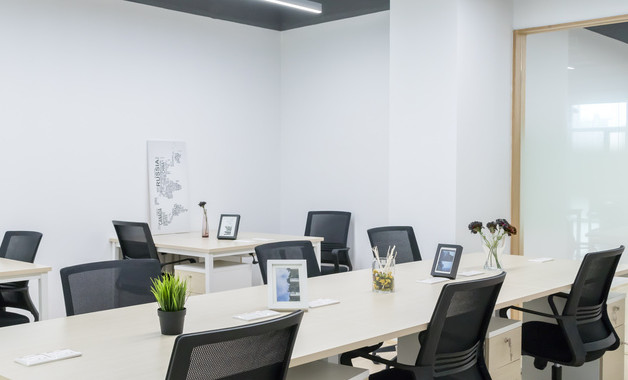 行業(yè)銷(xiāo)售總監(jiān)崗位職責(zé)16篇