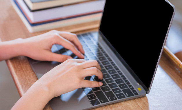 高校黨委書記抓基層述職報(bào)告(四篇)